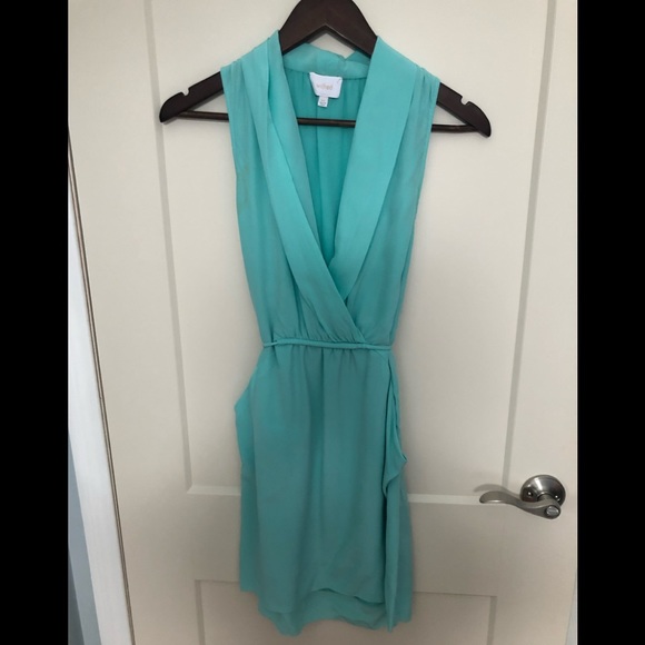 Aritzia Wilfred Sabine Dress - Picture 2 of 4